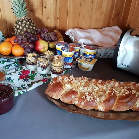 Farm stay Antonowka